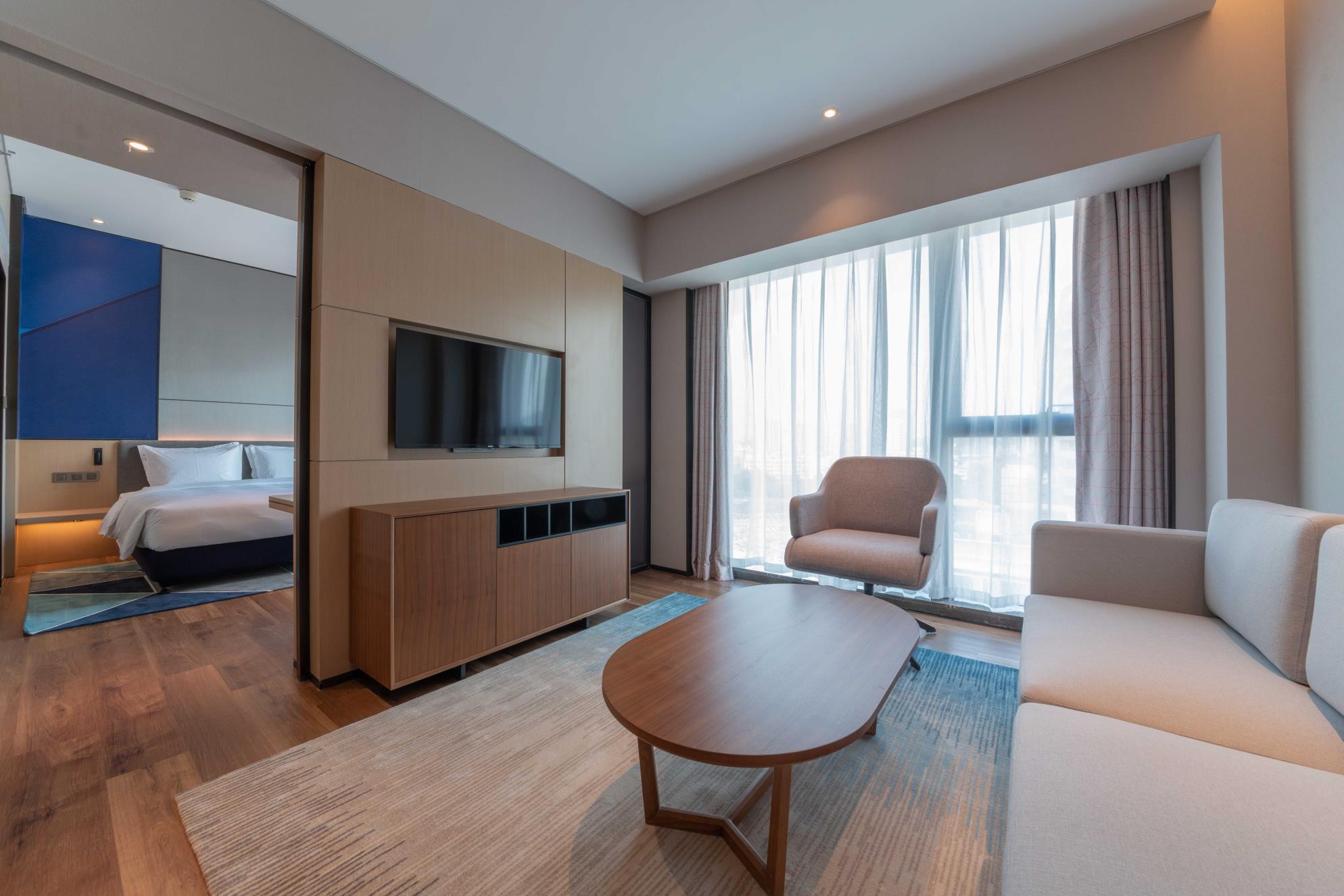 Holiday Inn Express Shenzhen Longhua By Ihg Екстериор снимка