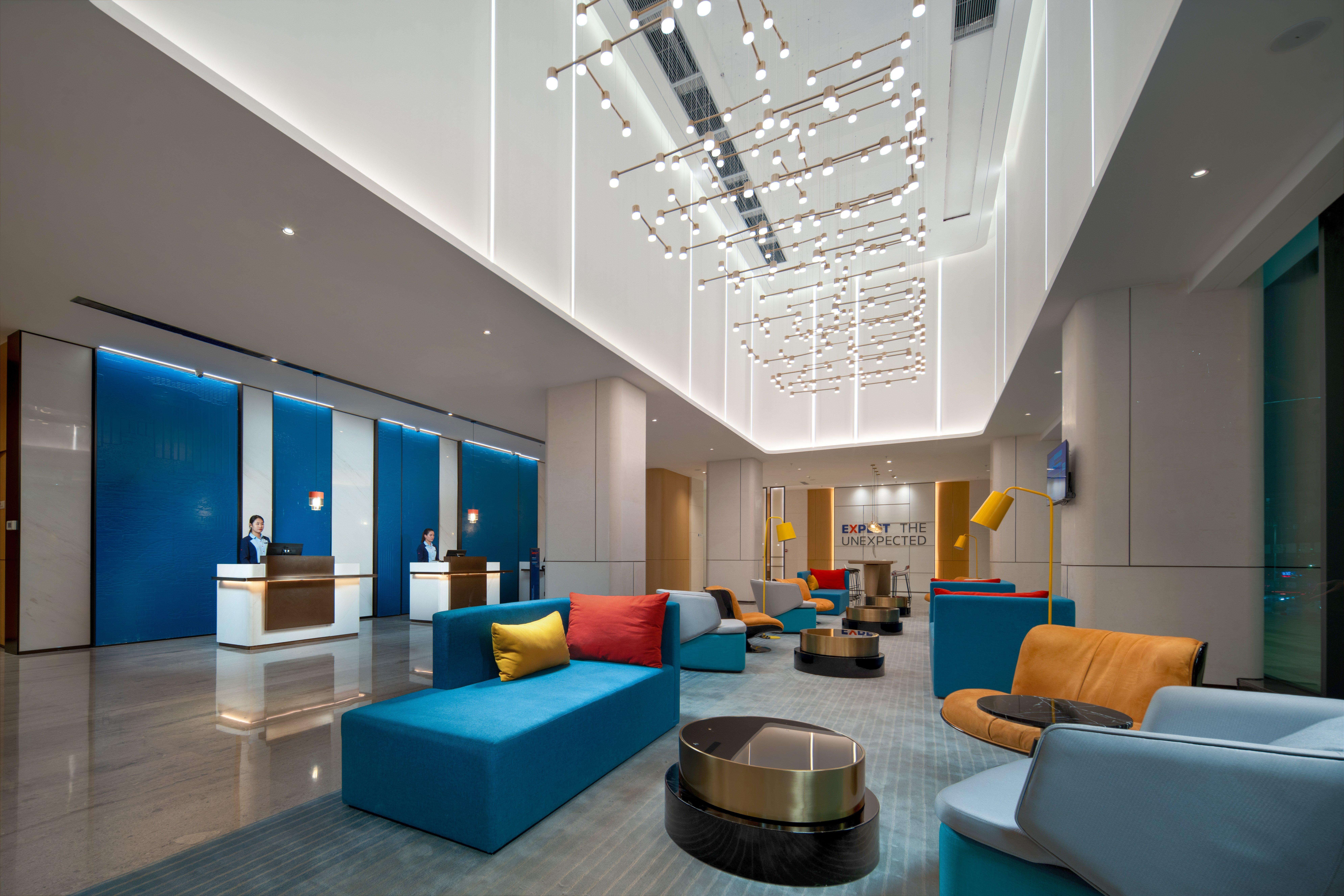 Holiday Inn Express Shenzhen Longhua By Ihg Екстериор снимка
