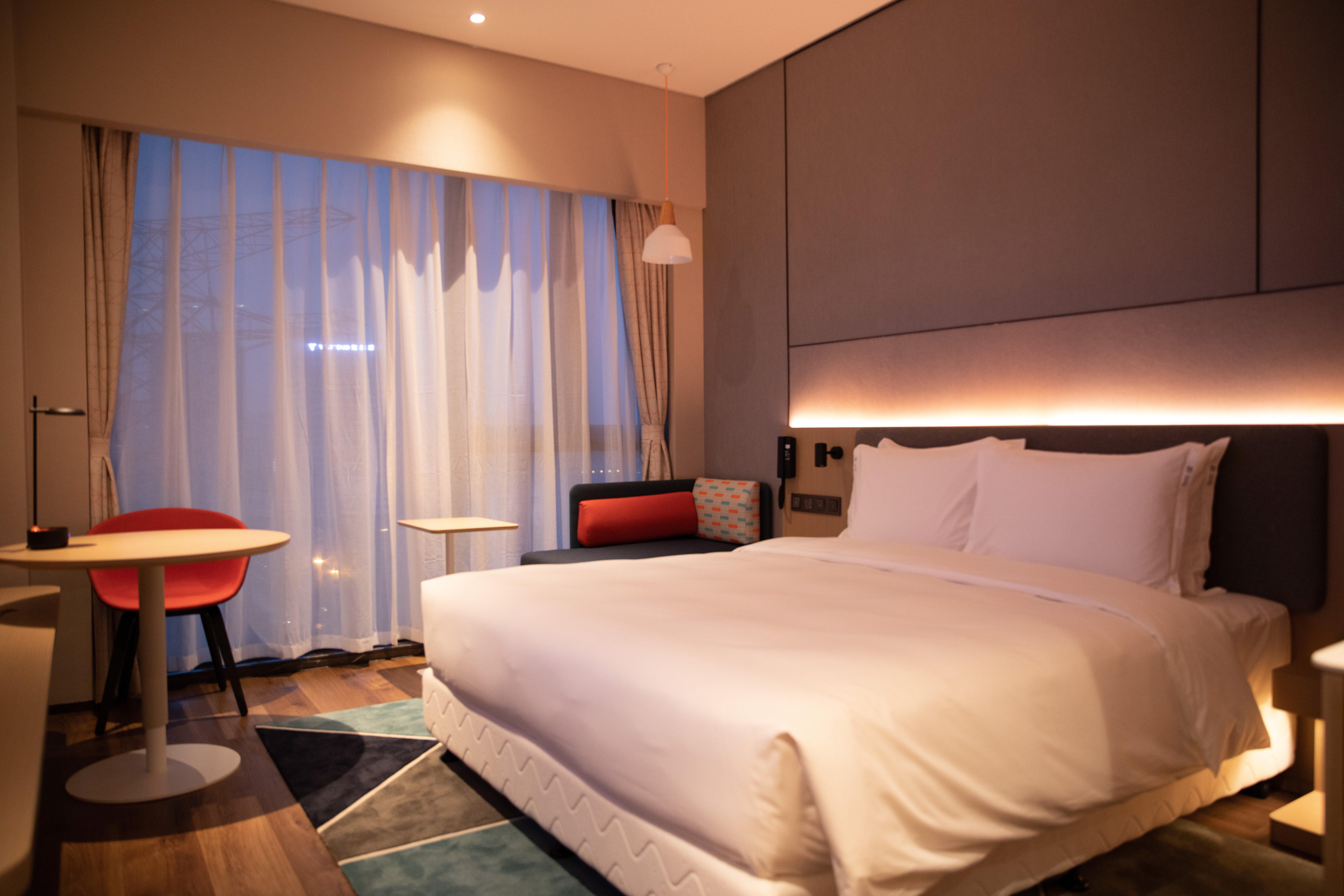 Holiday Inn Express Shenzhen Longhua By Ihg Екстериор снимка