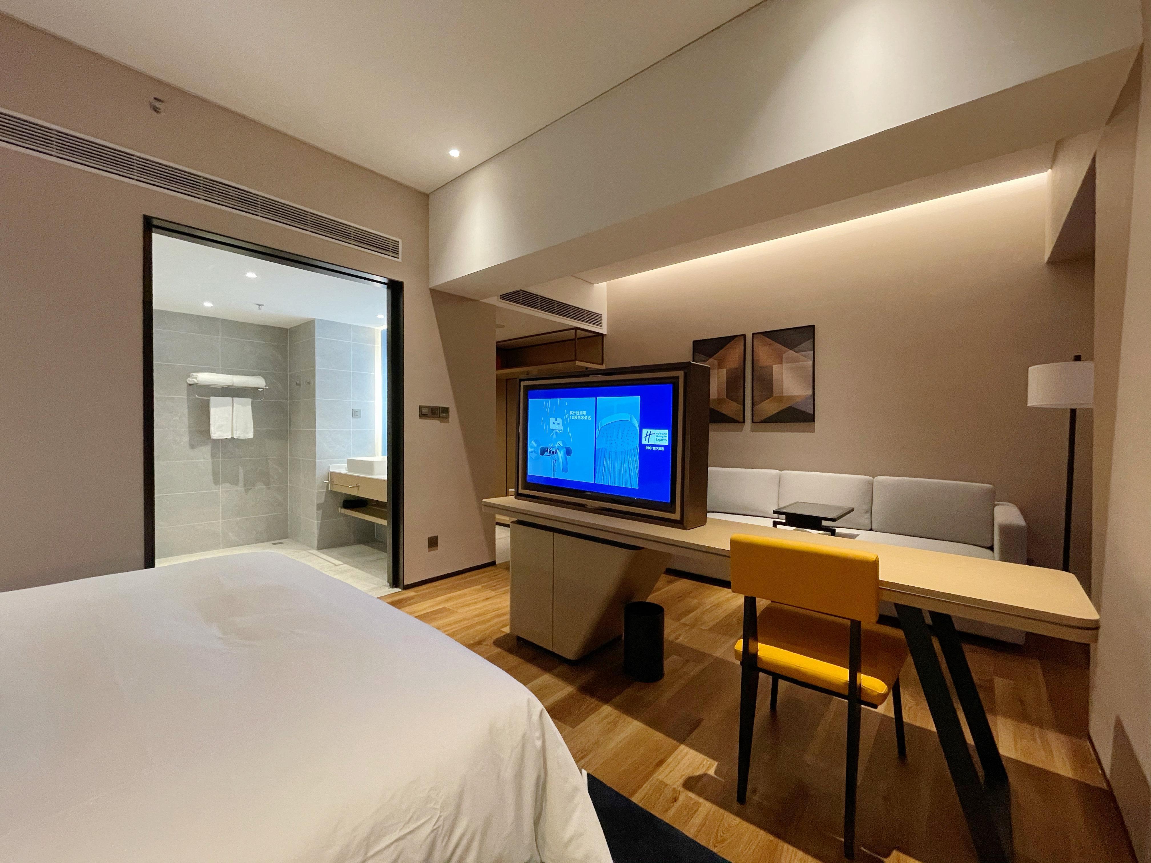 Holiday Inn Express Shenzhen Longhua By Ihg Екстериор снимка